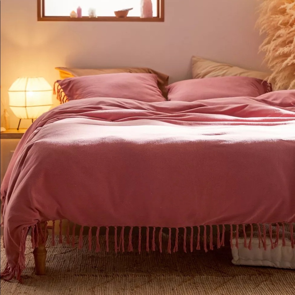 NWT Urban Outfitters Bohemian Callah Recycled Crepe Duvet Cover KING